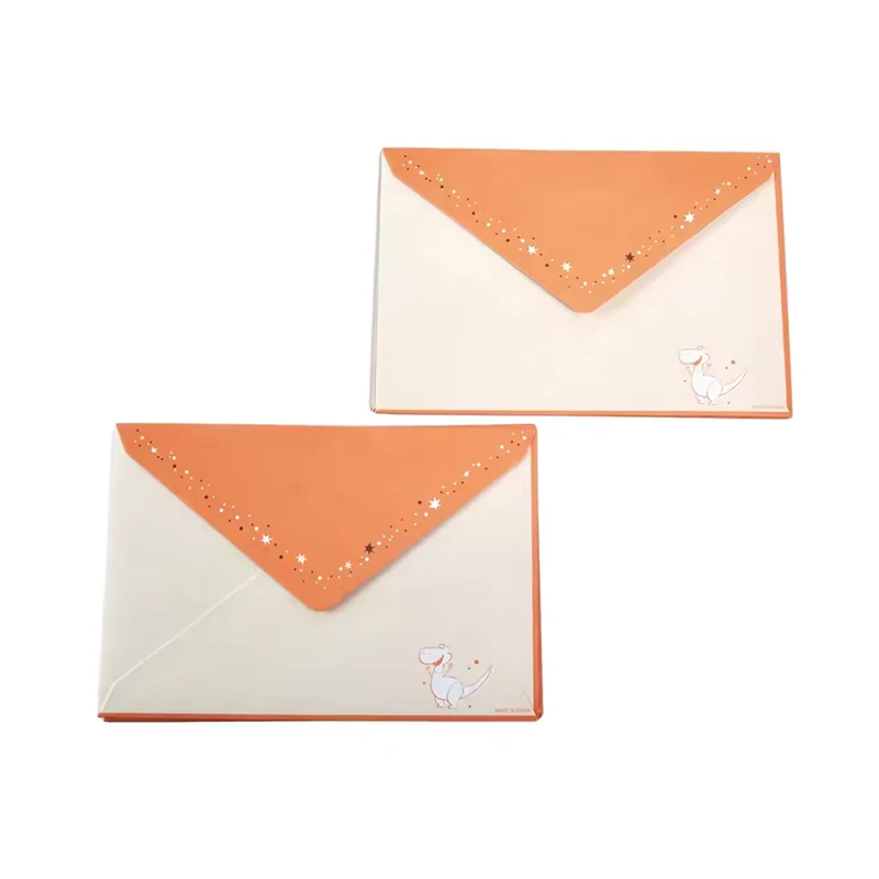 Enveloppe en papier de couleur unie