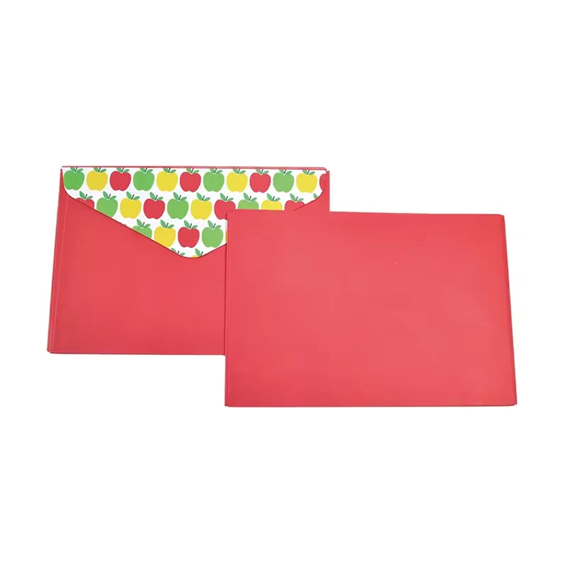 Enveloppe en papier de couleur unie