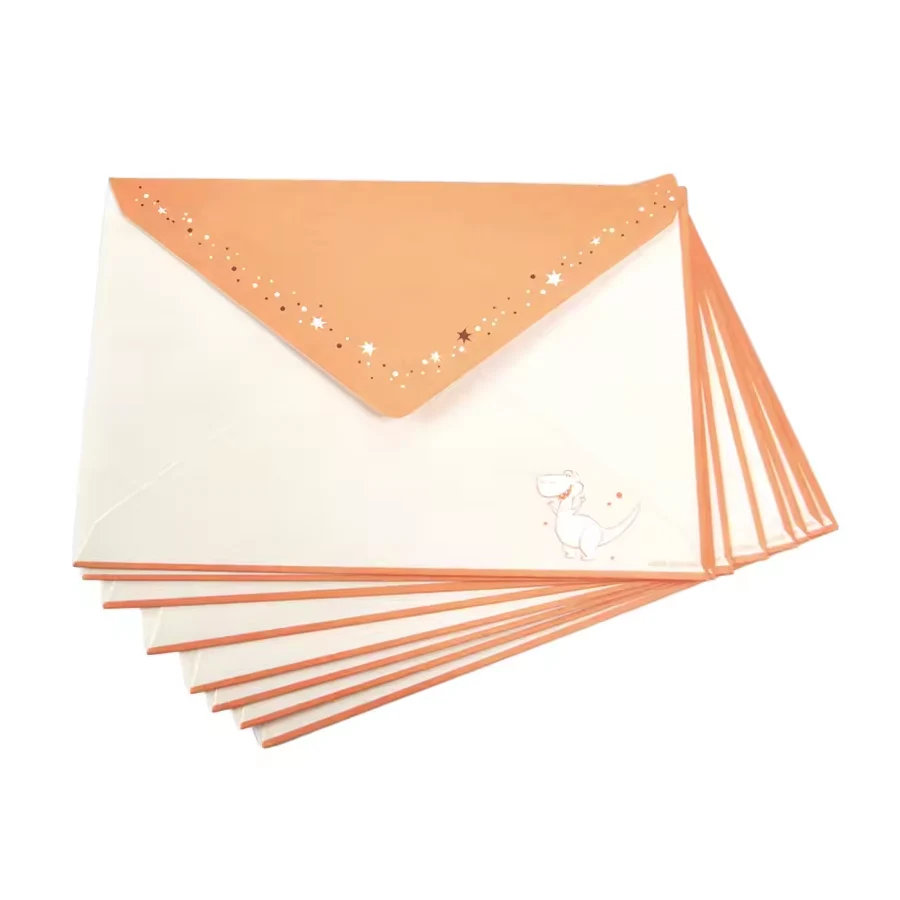 Enveloppe en papier vintage colorée