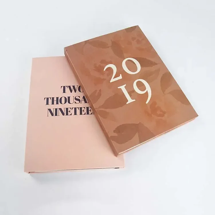 Journal de planification à couverture rigide
